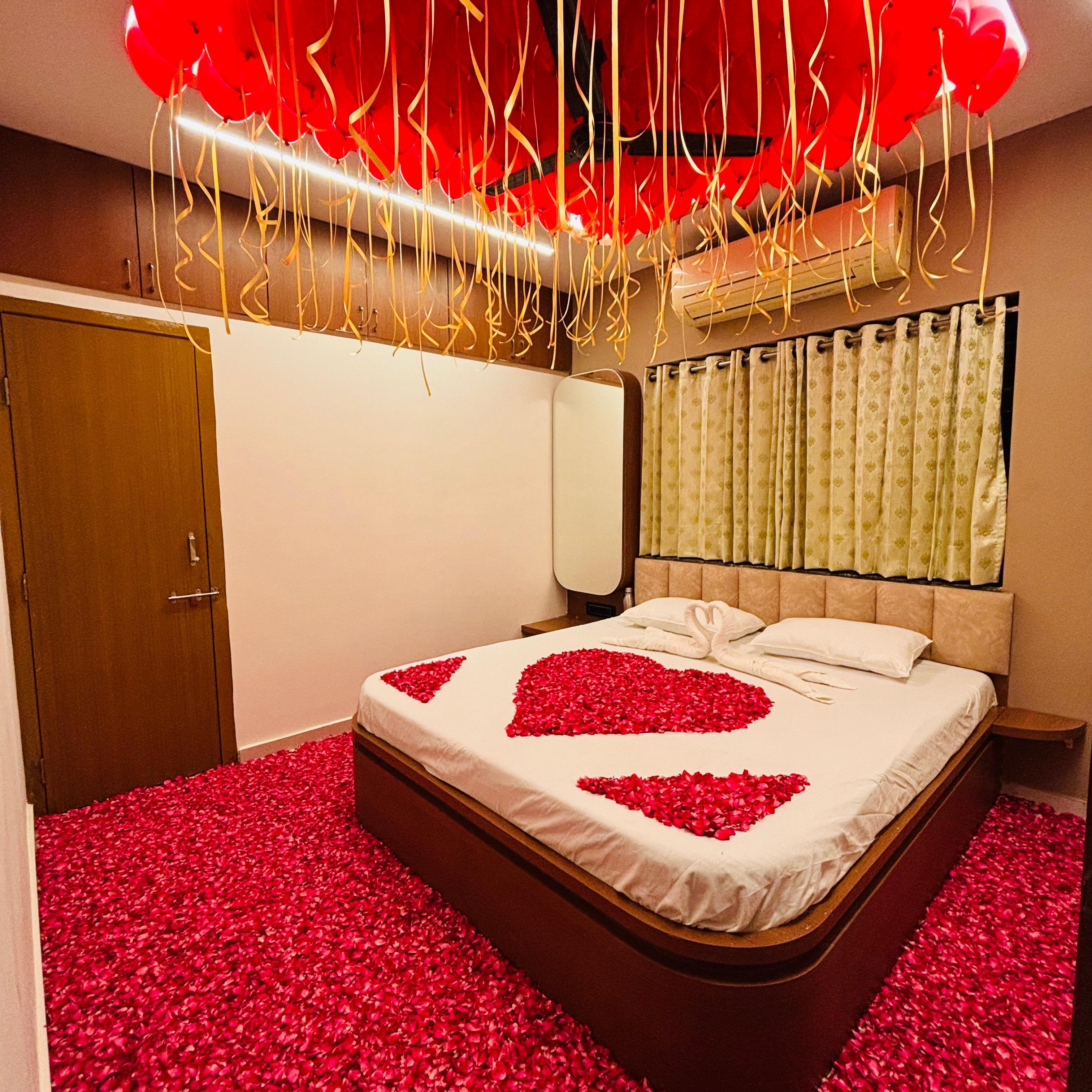 Room decoration by Balloons Decorations Anand and All Events in Anand Gujarat - romantic room setup, balloon decor and event decoration